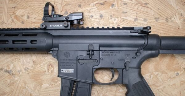 Smith and Wesson M&P15-22 - Image 2